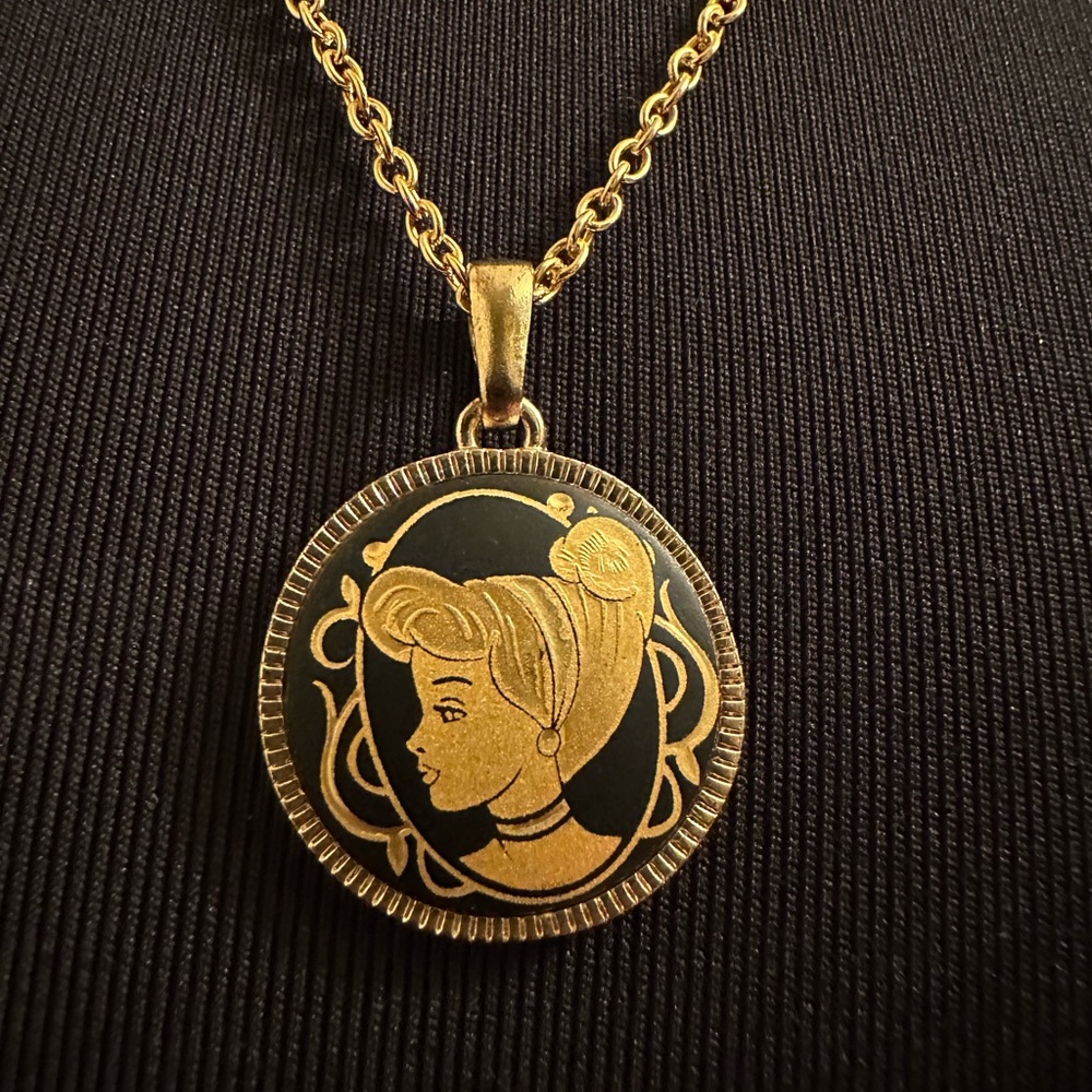 Vintage Disney Cinderella Necklace